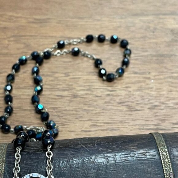 Vintage Italian Made Rosary Beads with Small Wood Treasure Box - The set is 16 i - Picture 7 of 7